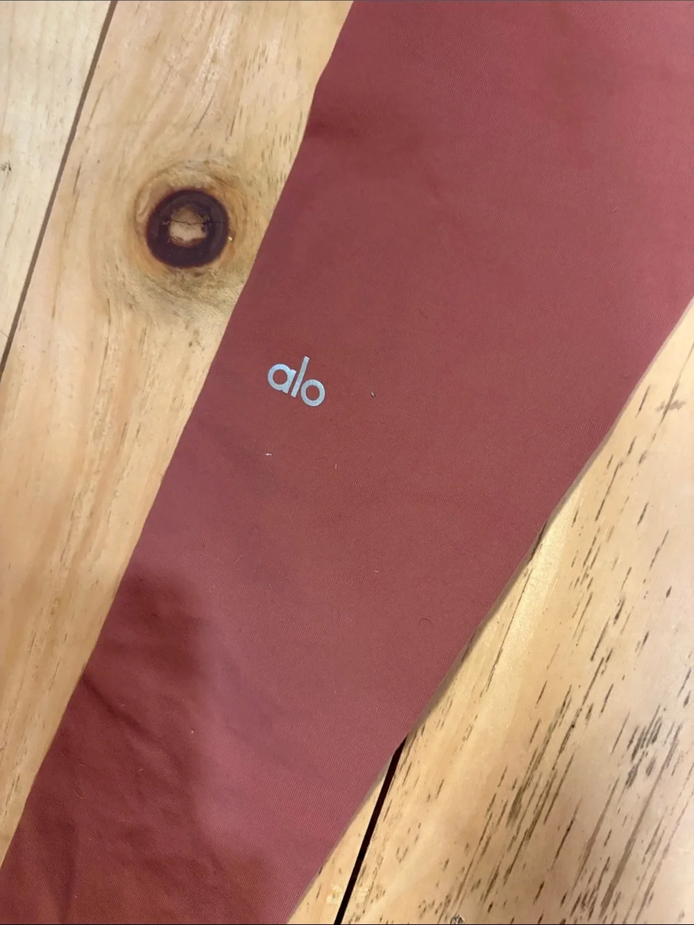 Alo dusty rose workout leggings